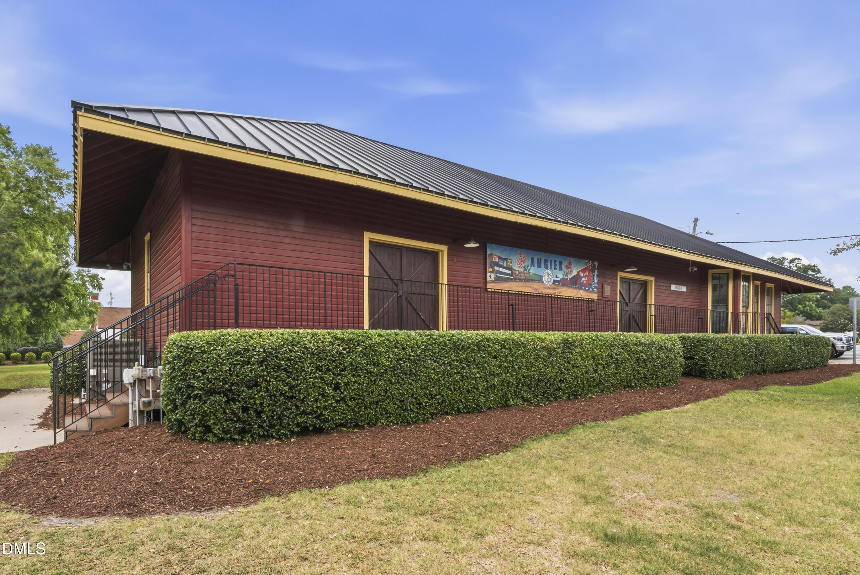 80 Adams Pointe Court Property Photo 47