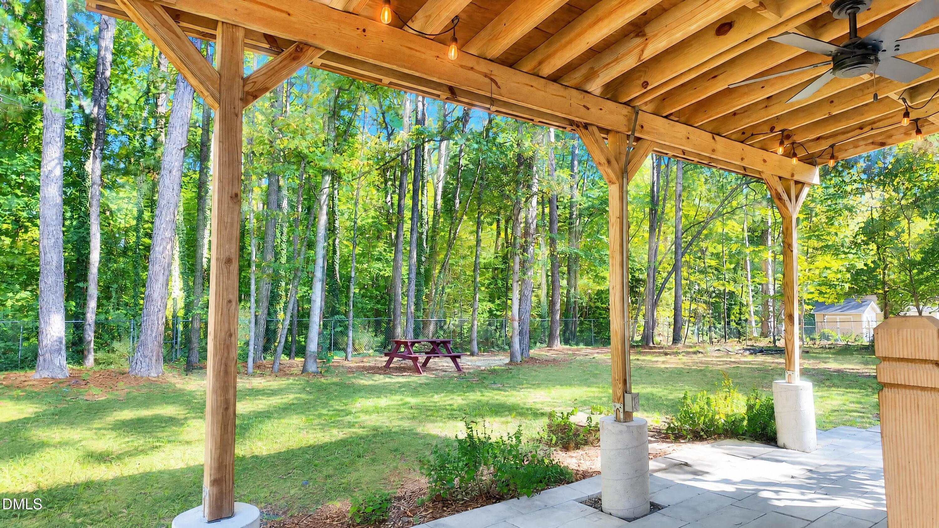 2603 Windy Hill Road Property Photo 2