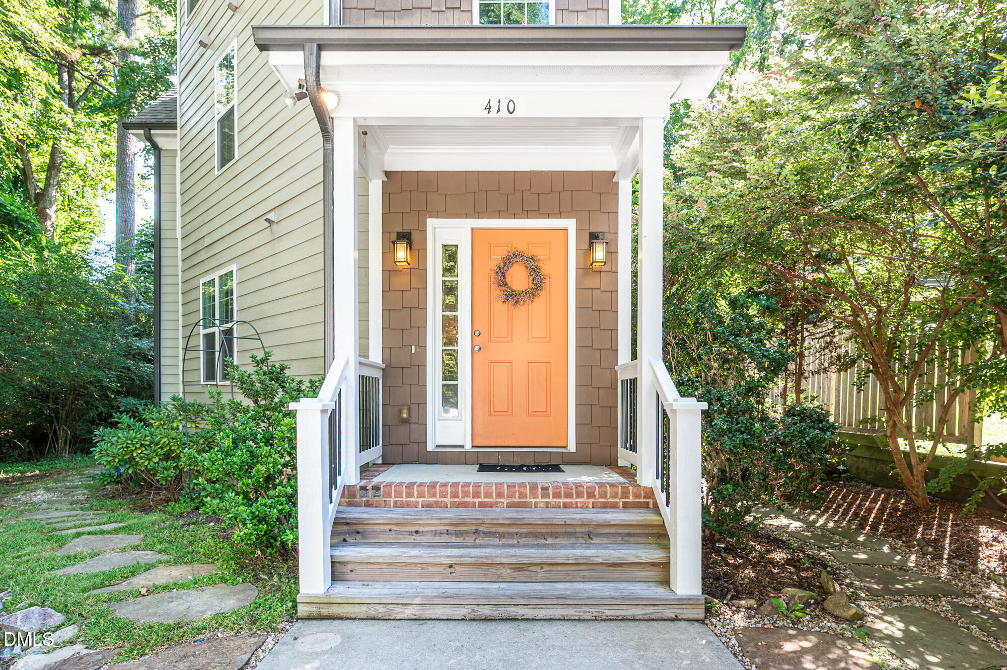 410 Broad Street Property Photo 1