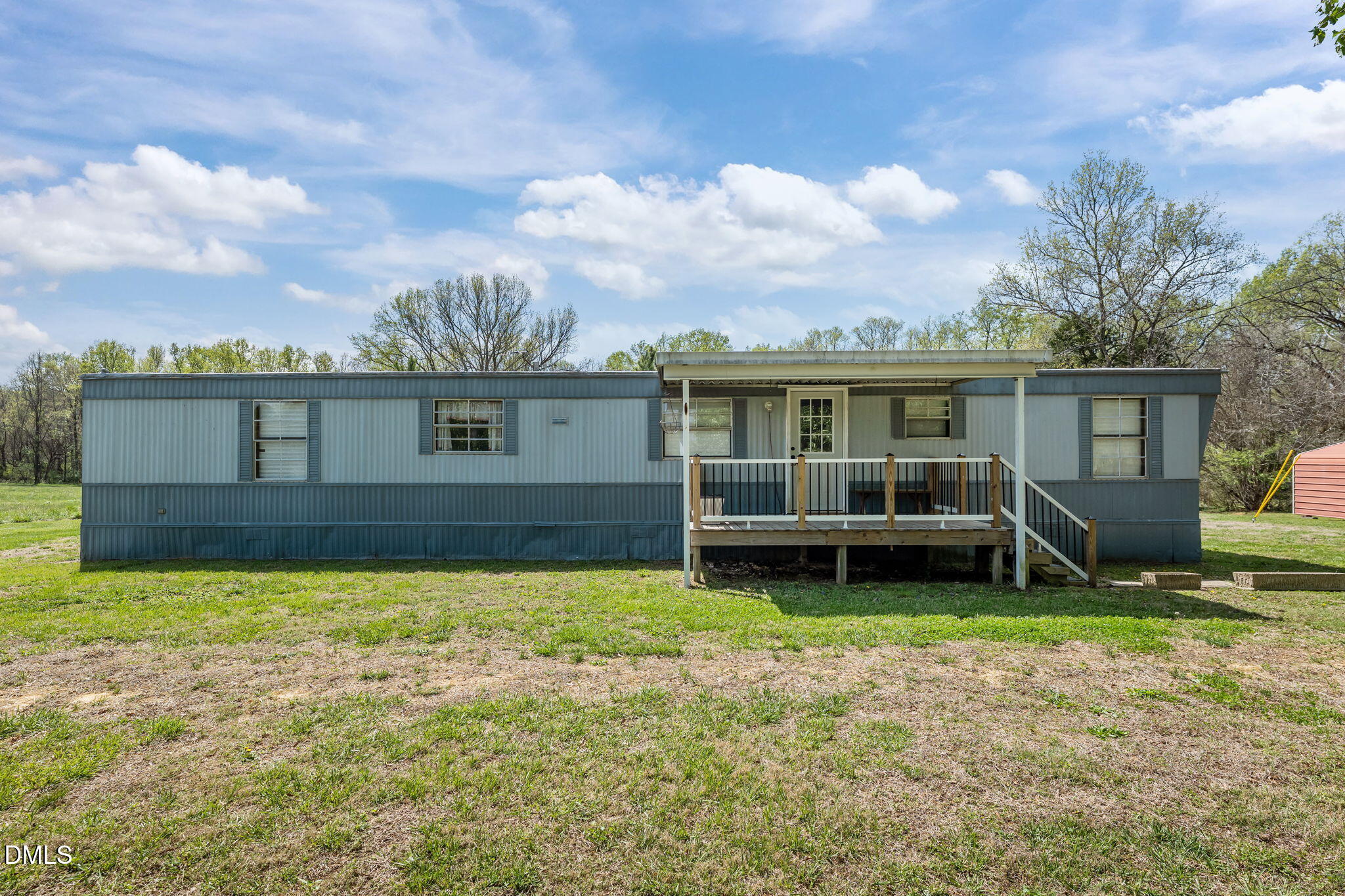 2225 Castle Rock Farm Road Property Photo 1