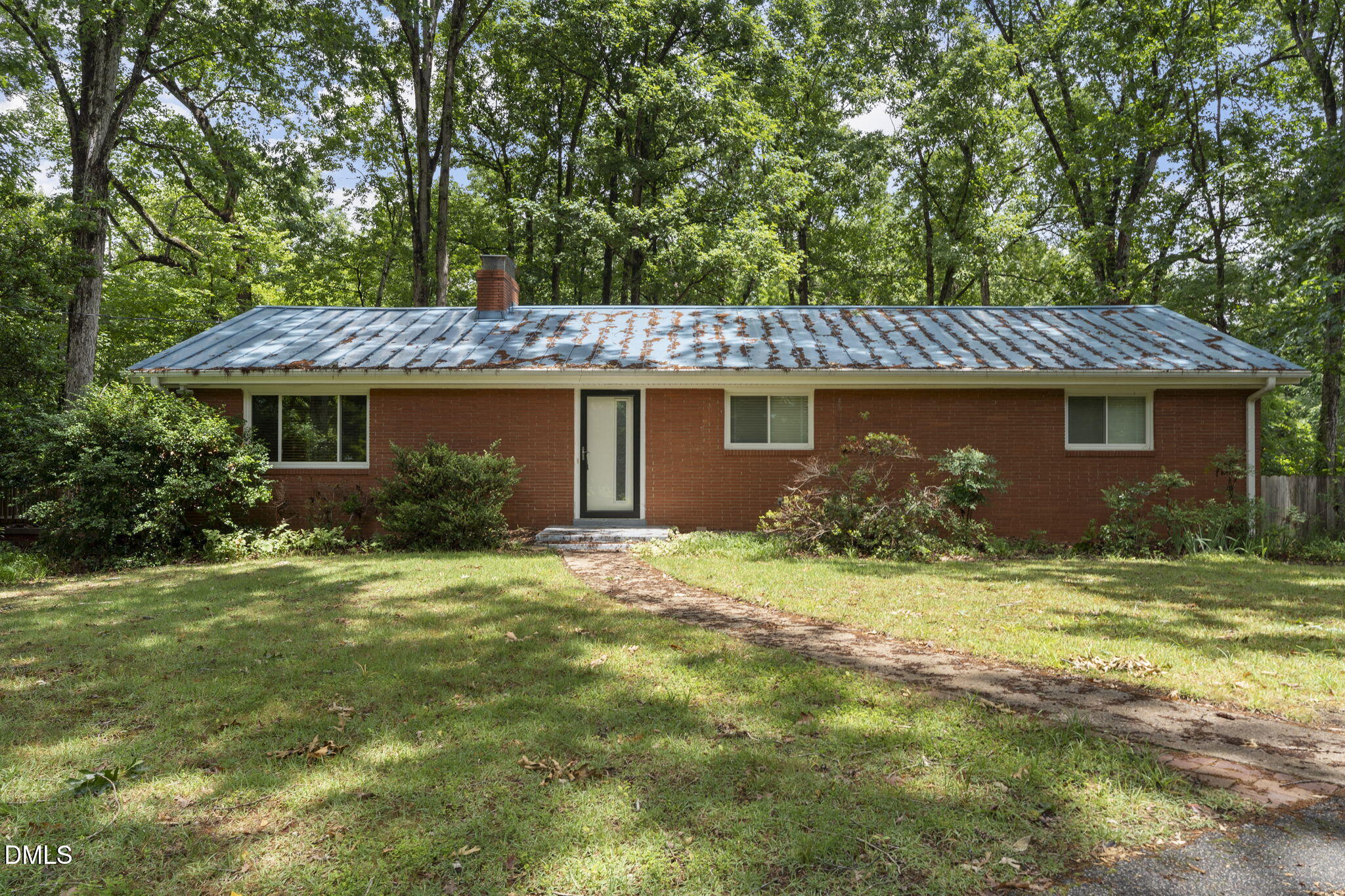 4419 Laurel Hills Road Property Photo 1
