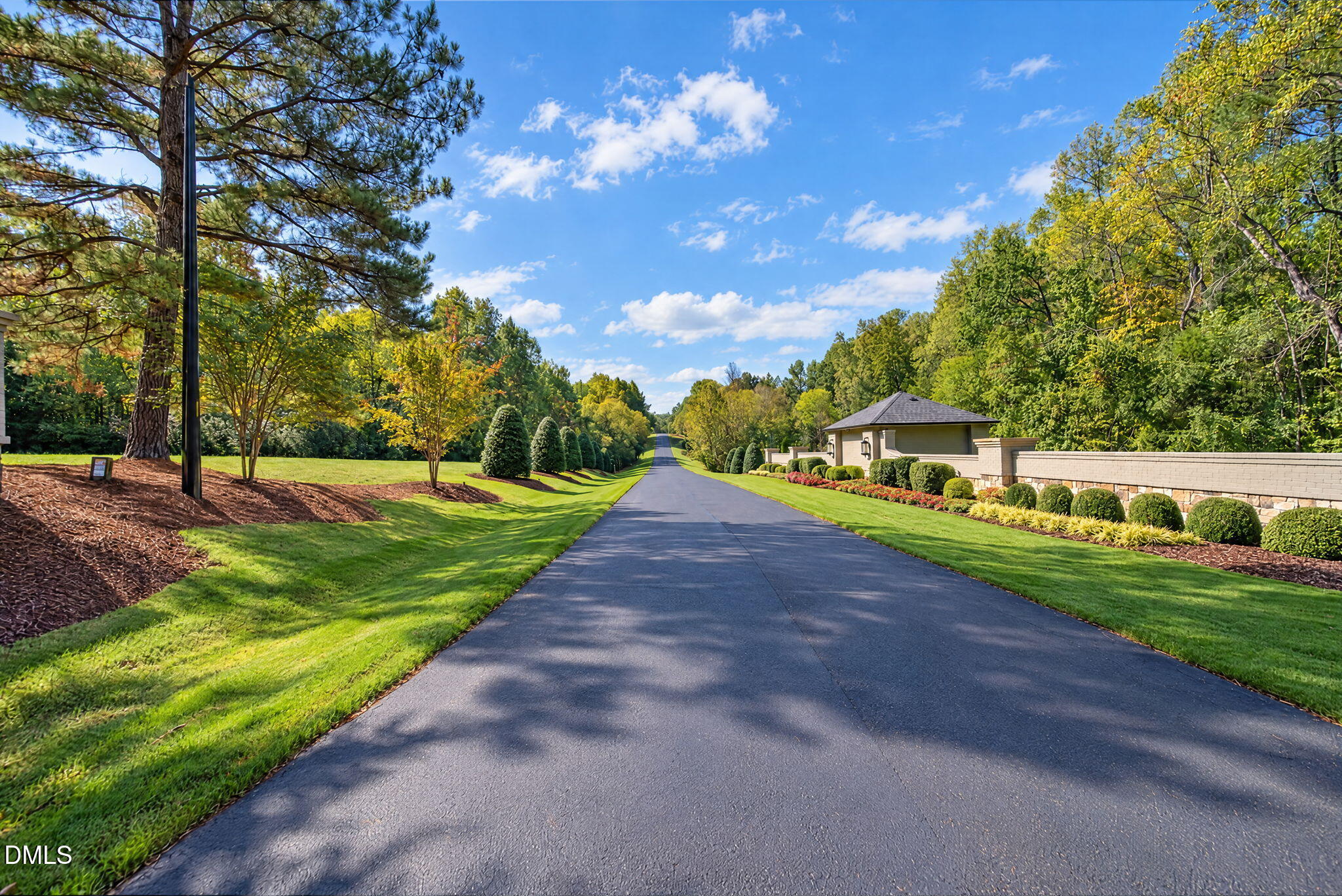 196 Mountaintop Circle Property Photo 8