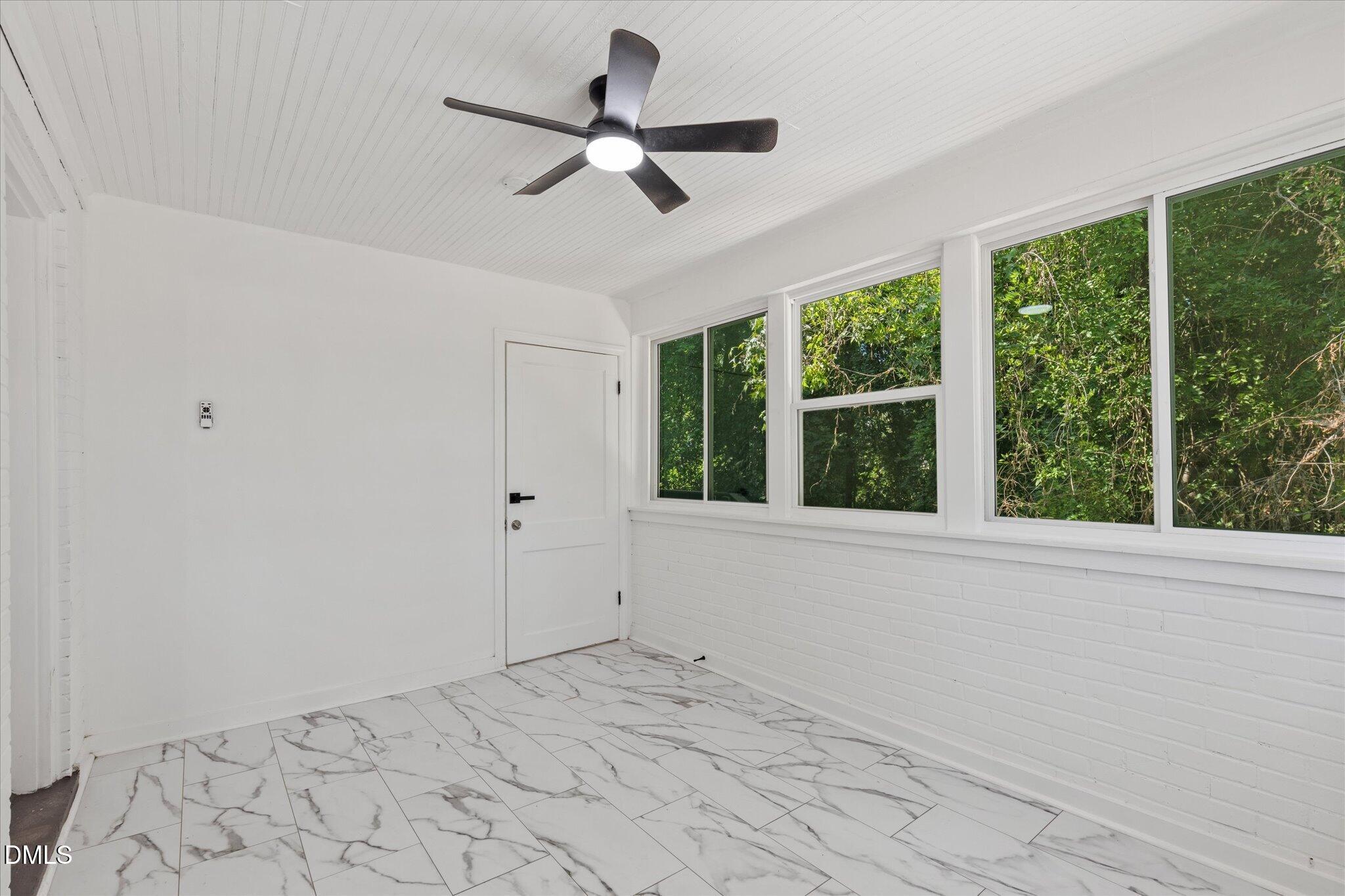 2328 Cheek Road Property Photo 17