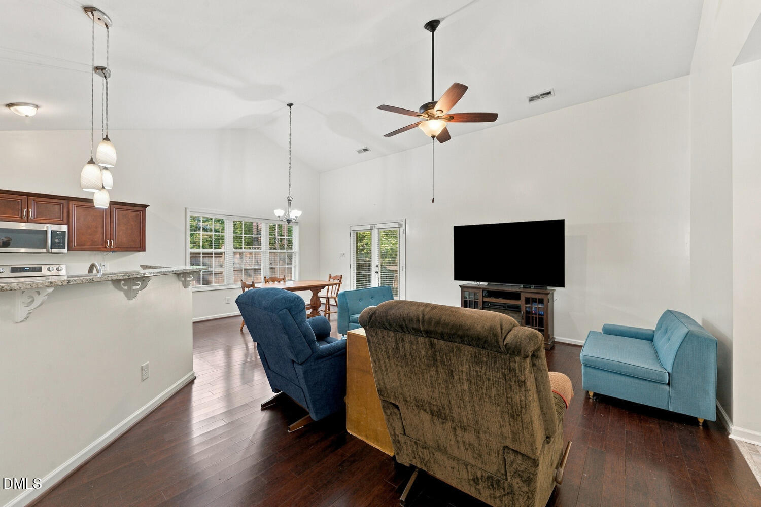 7221 Beau View Drive Property Photo 8