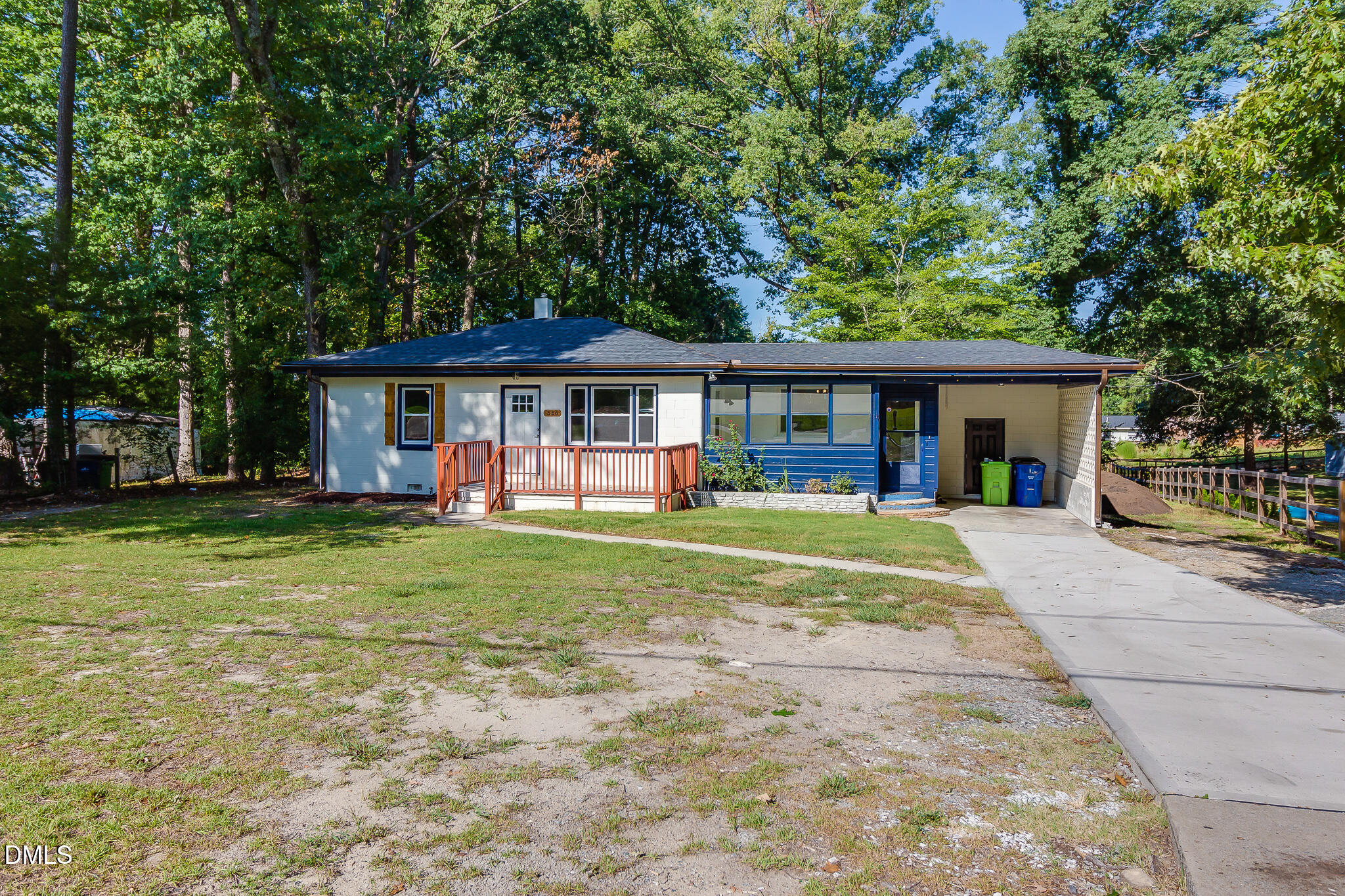 556 Rose Lane Property Photo 1
