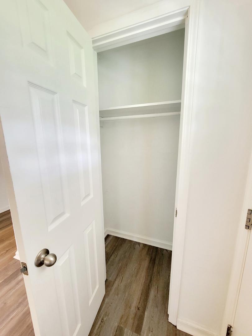 428 Lansing Street Property Photo 7