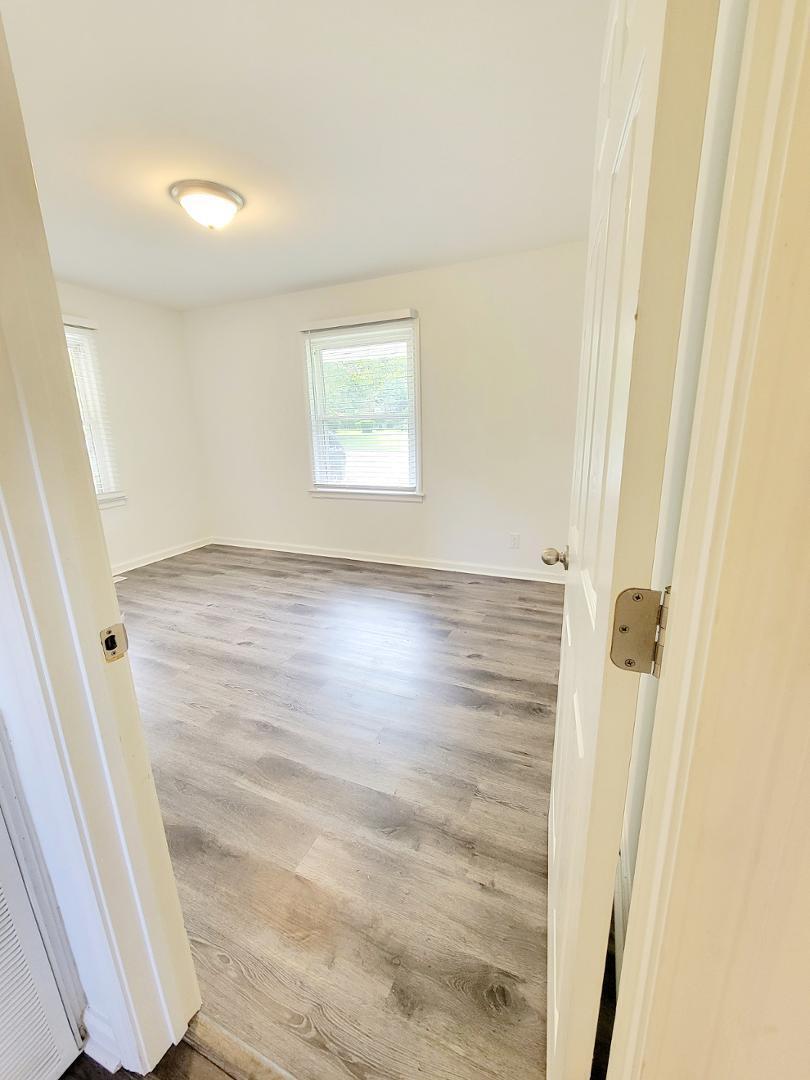 428 Lansing Street Property Photo 12