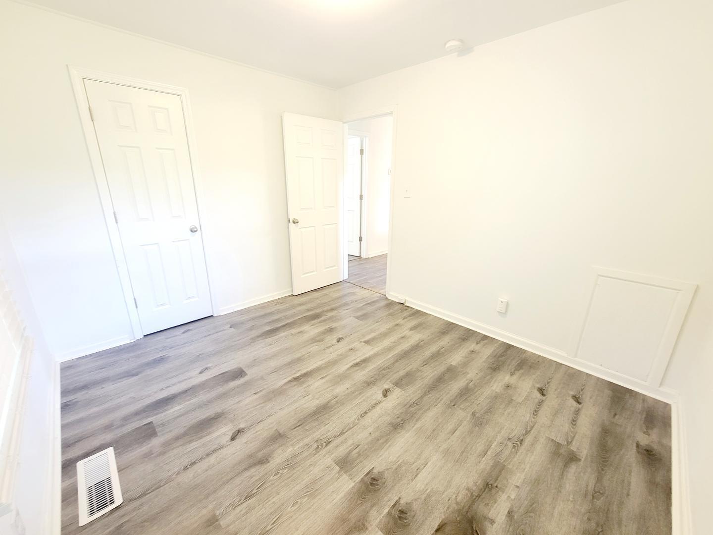 428 Lansing Street Property Photo 21