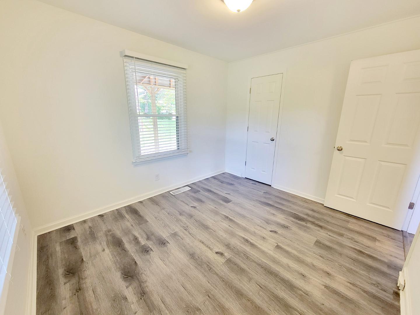 428 Lansing Street Property Photo 22
