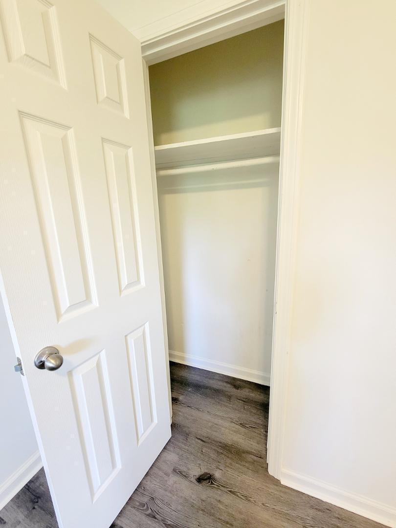 428 Lansing Street Property Photo 23