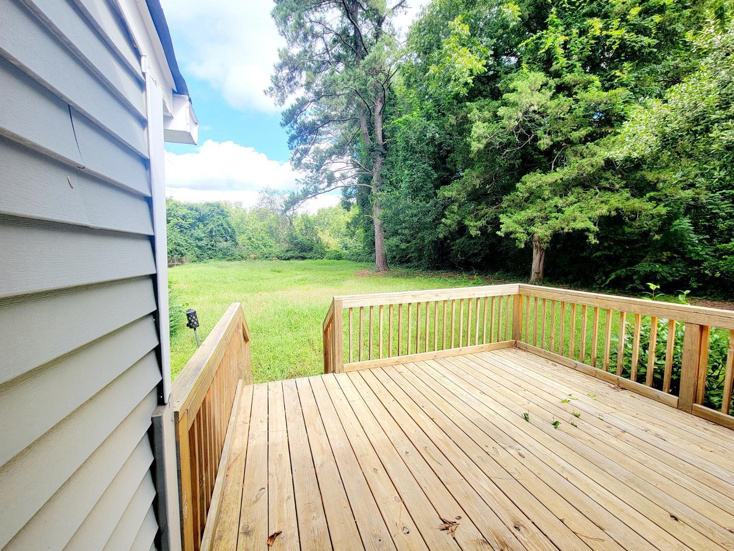 428 Lansing Street Property Photo 26