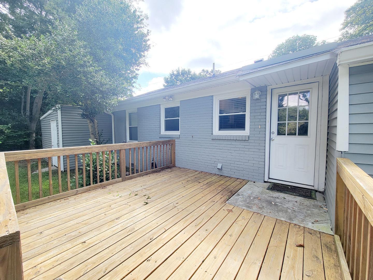 428 Lansing Street Property Photo 27
