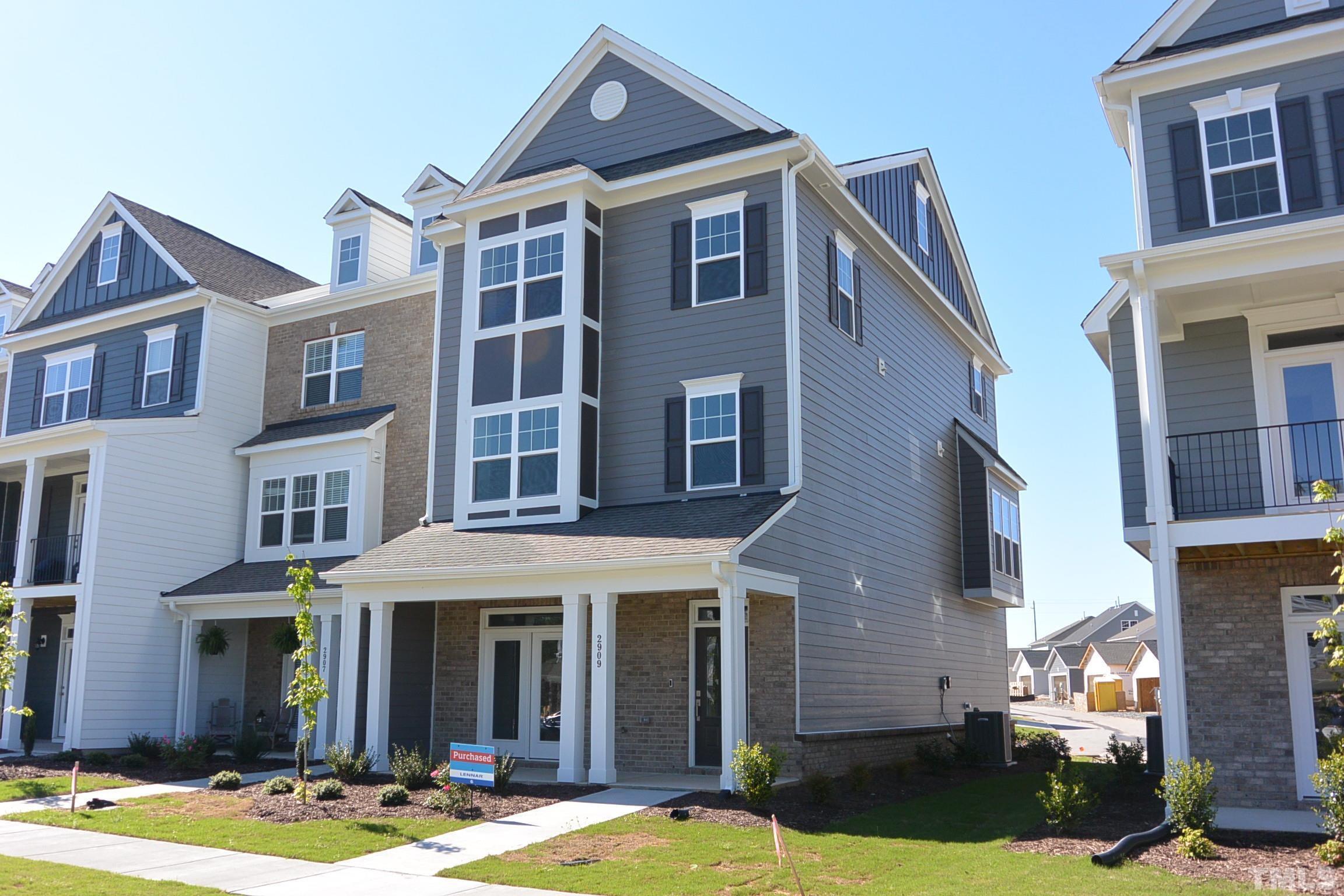 2909 Great Lawn Road Property Photo 1