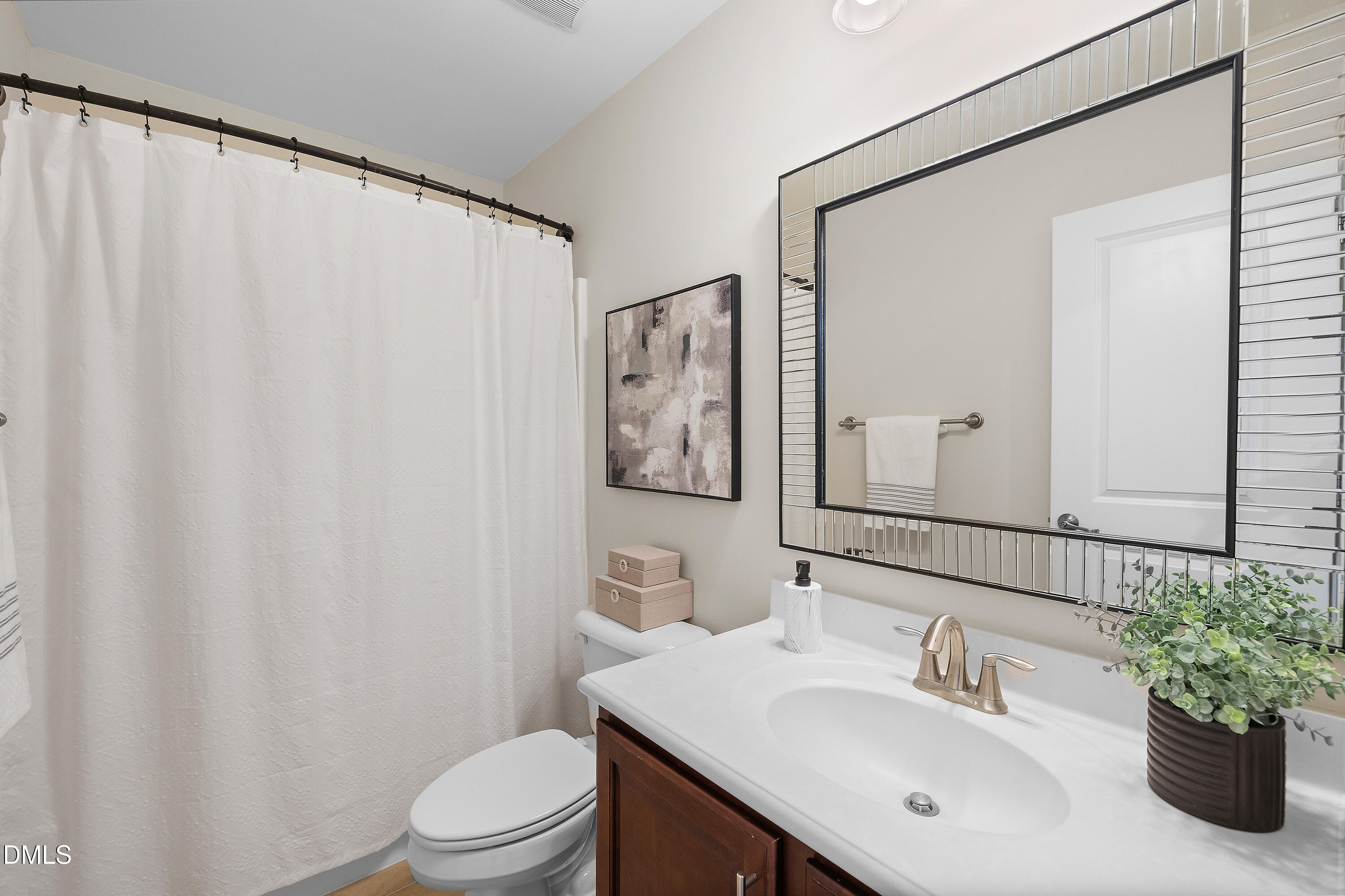 5032 Trembath Lane Property Photo 34