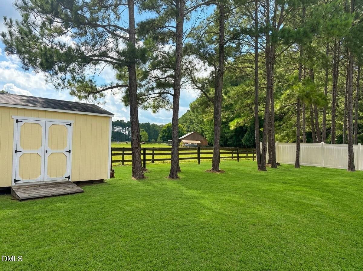 460 Botanical Court Property Photo 6