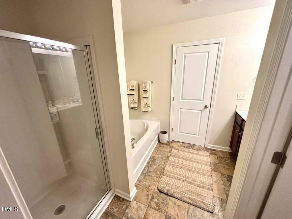 460 Botanical Court Property Photo 14