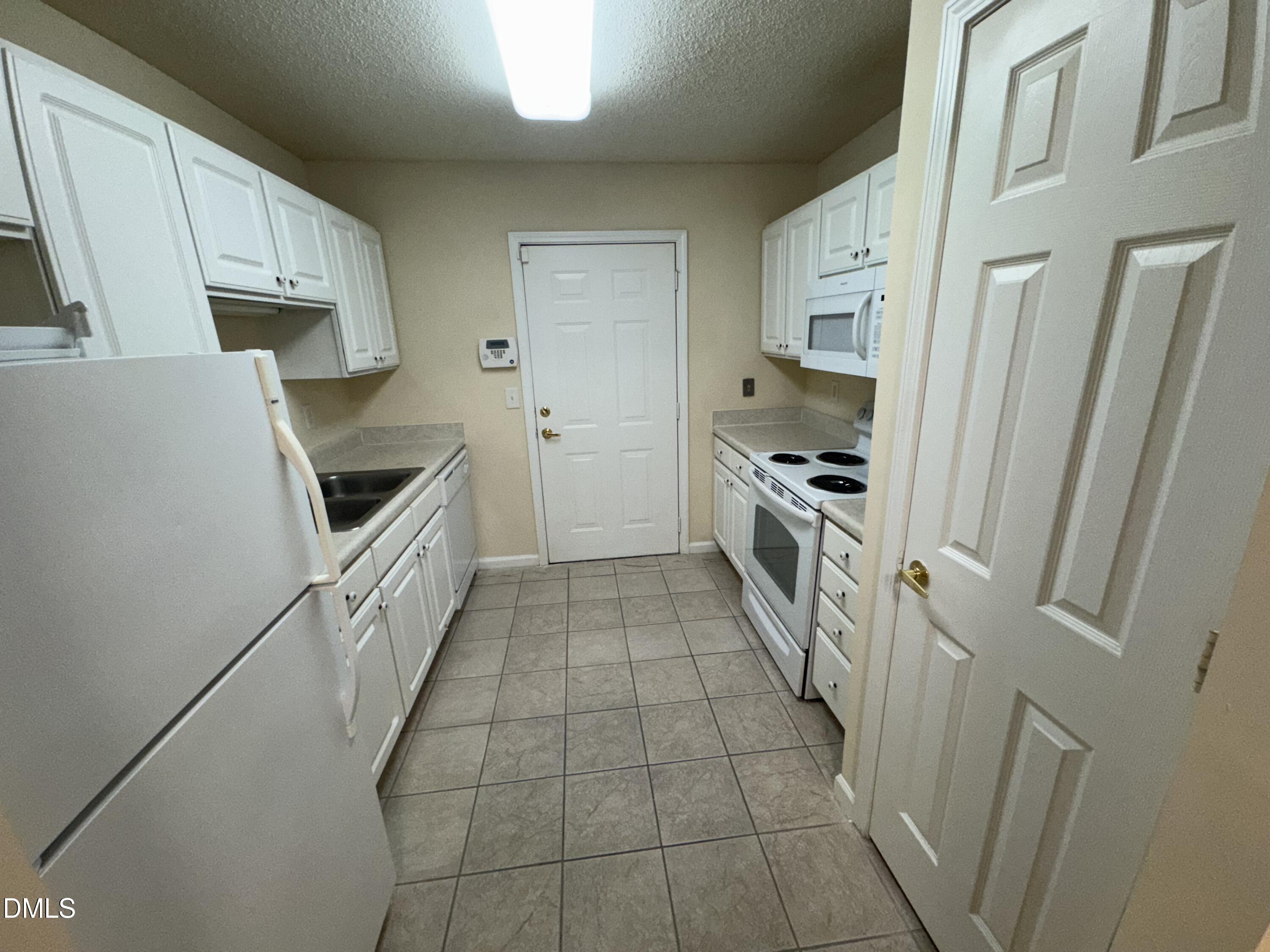 2530 Friedland Place 103 Property Photo 3