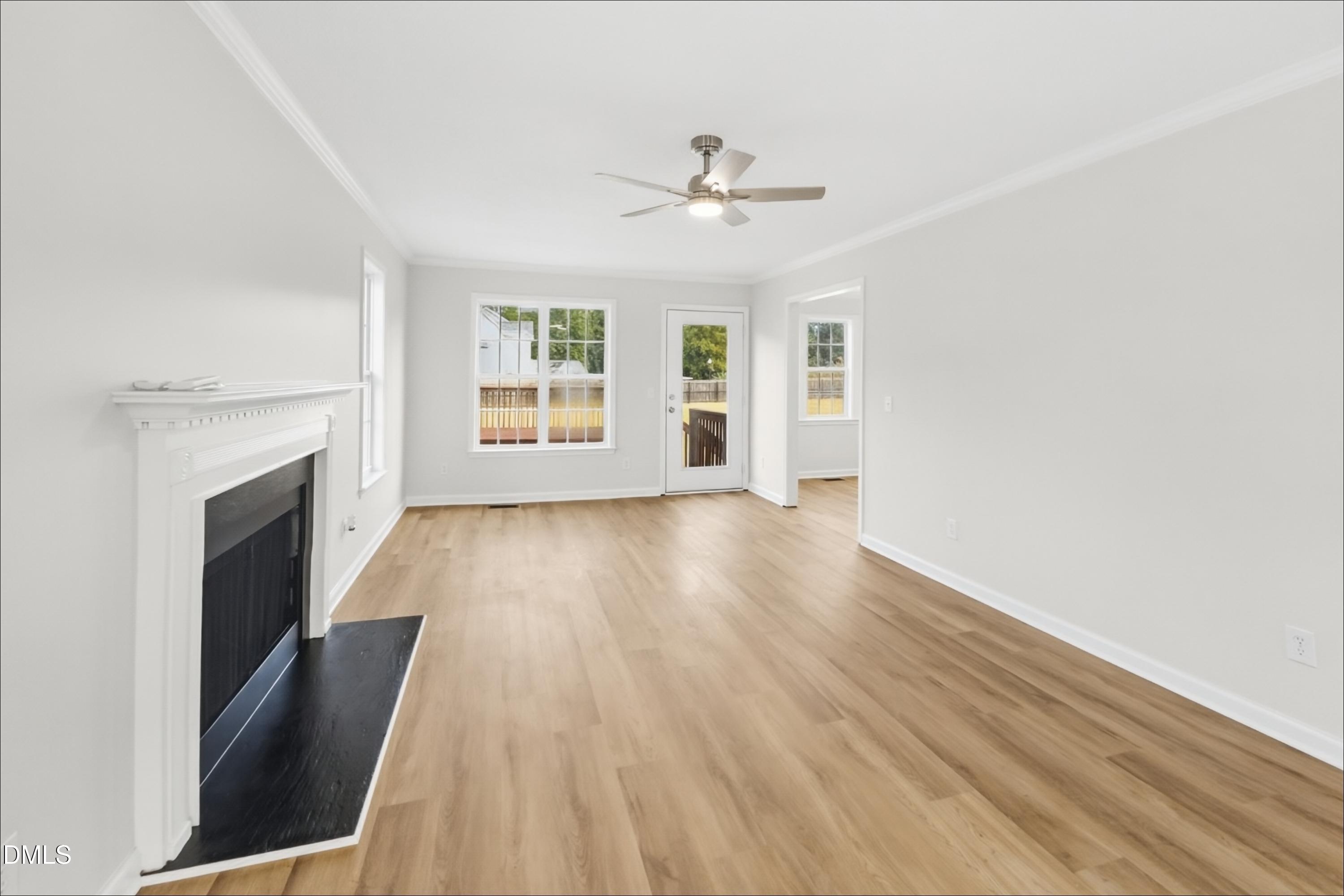 1029 Blue River Farm Drive Property Photo 2