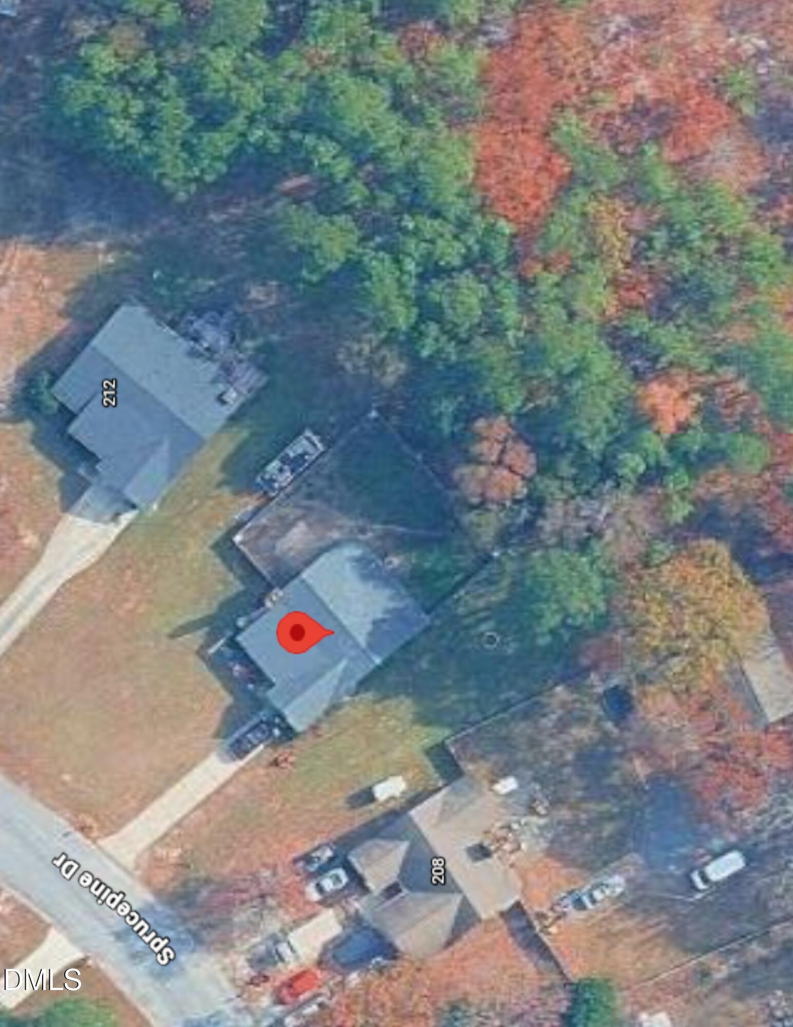 210 Spruce Pine Drive Property Photo 1