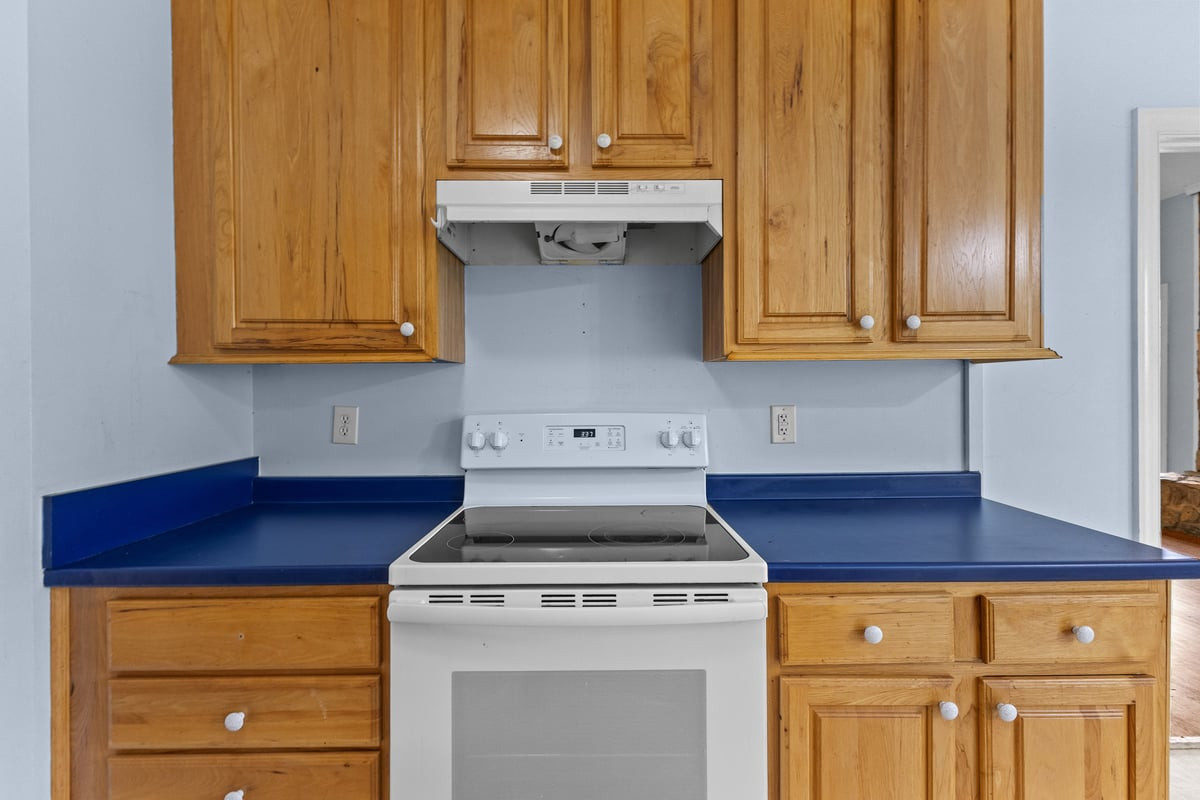 112 Day Lane Property Photo 25