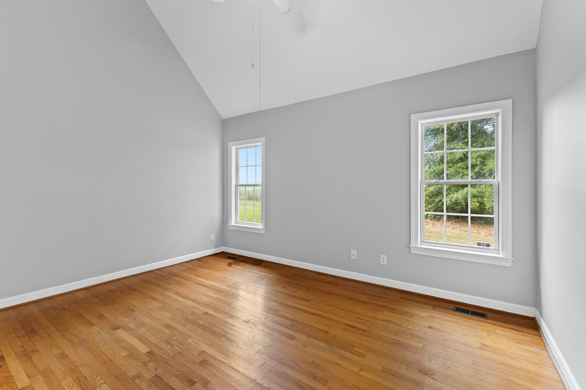 112 Day Lane Property Photo 29