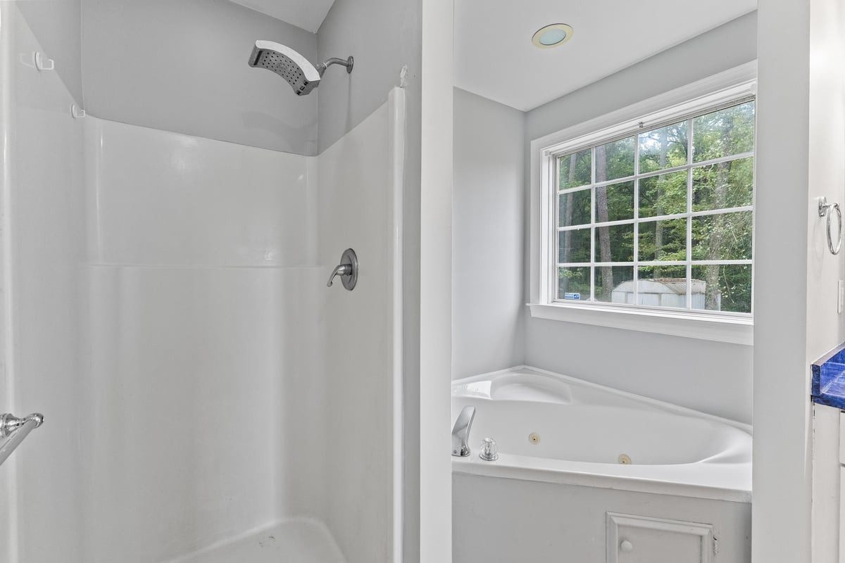 112 Day Lane Property Photo 35