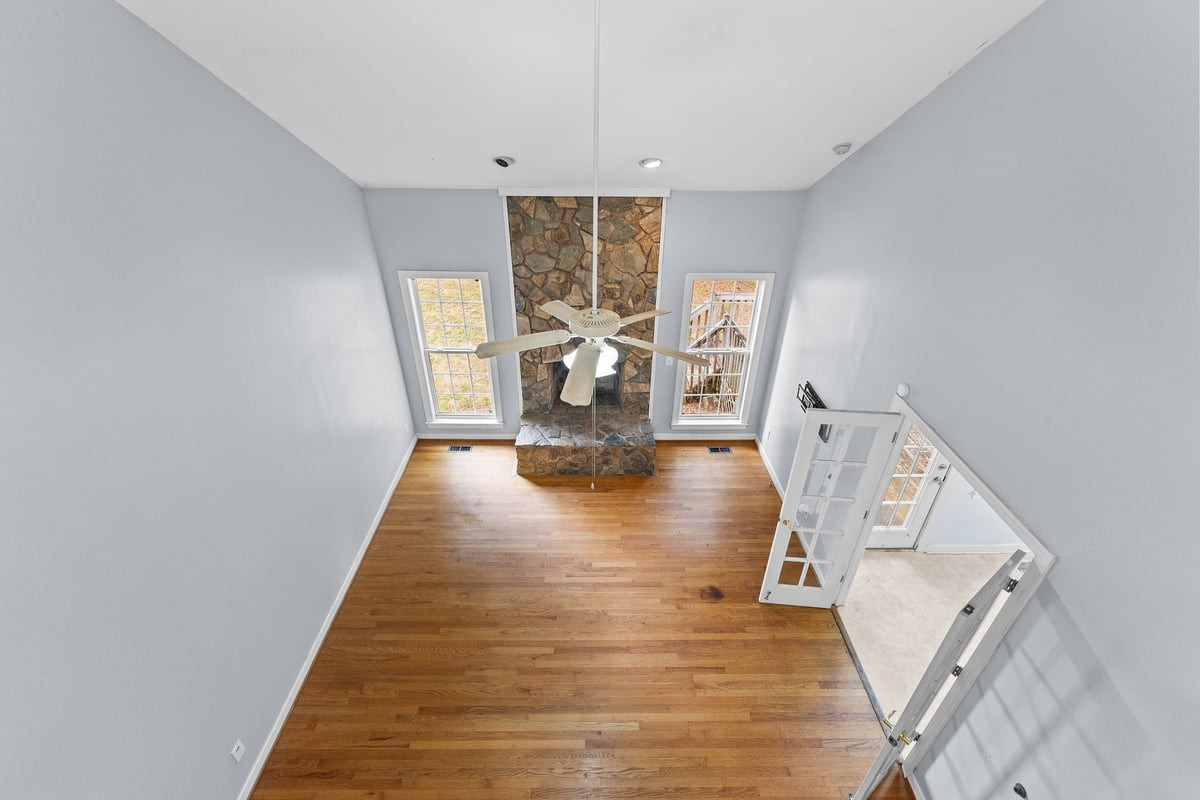 112 Day Lane Property Photo 37