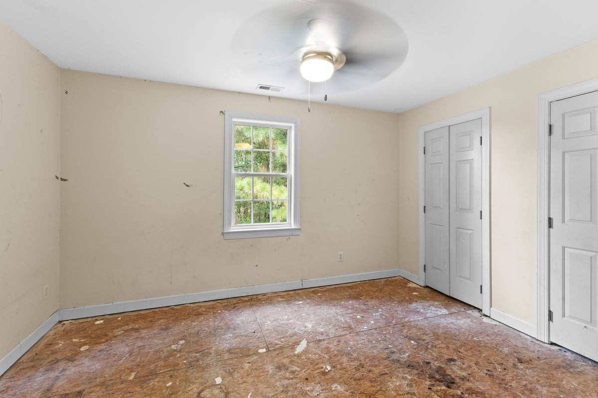 112 Day Lane Property Photo 39