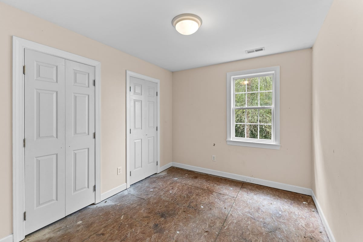 112 Day Lane Property Photo 42
