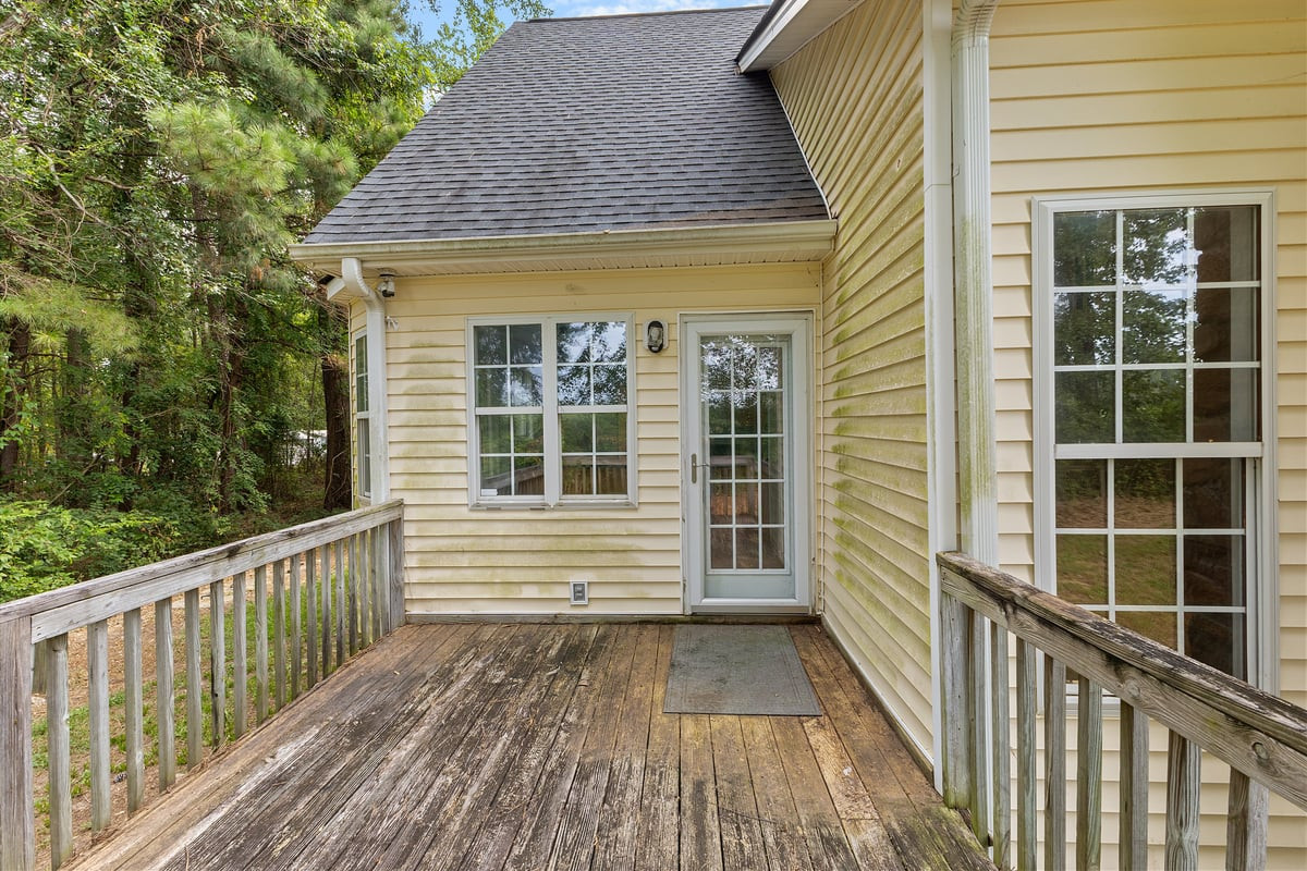 112 Day Lane Property Photo 53