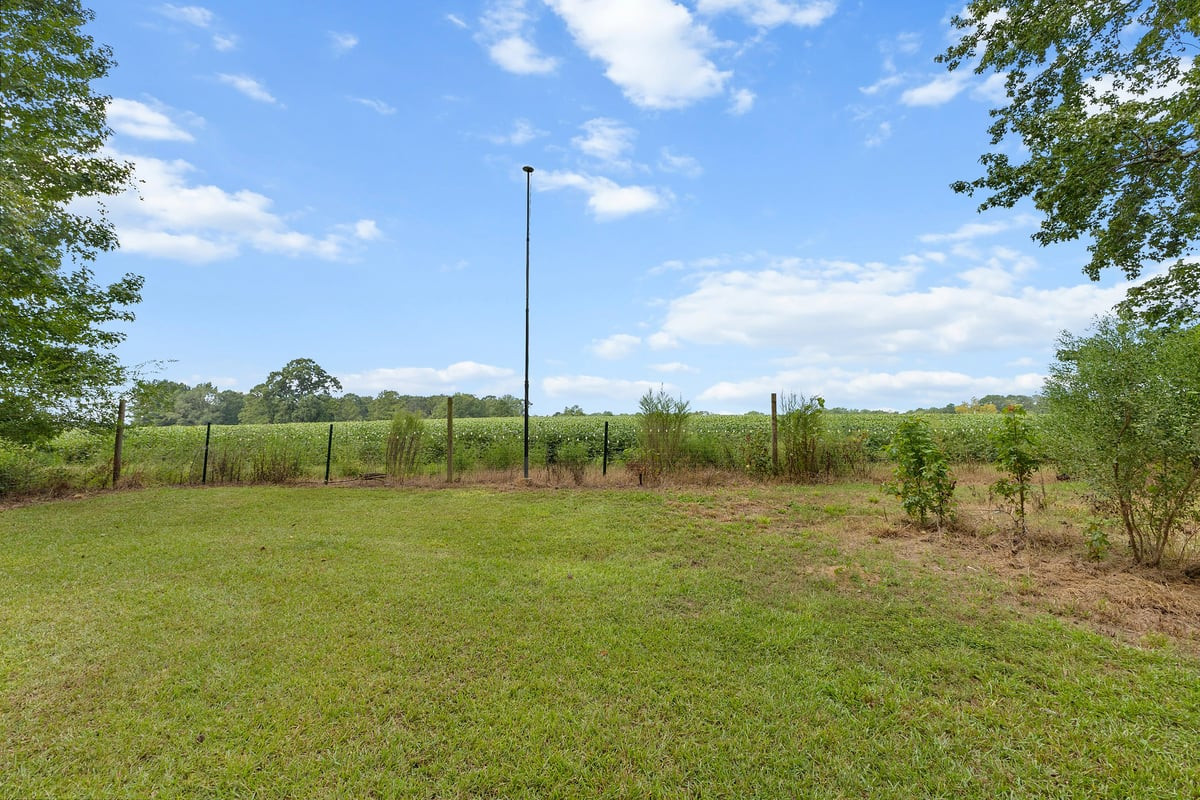 112 Day Lane Property Photo 57
