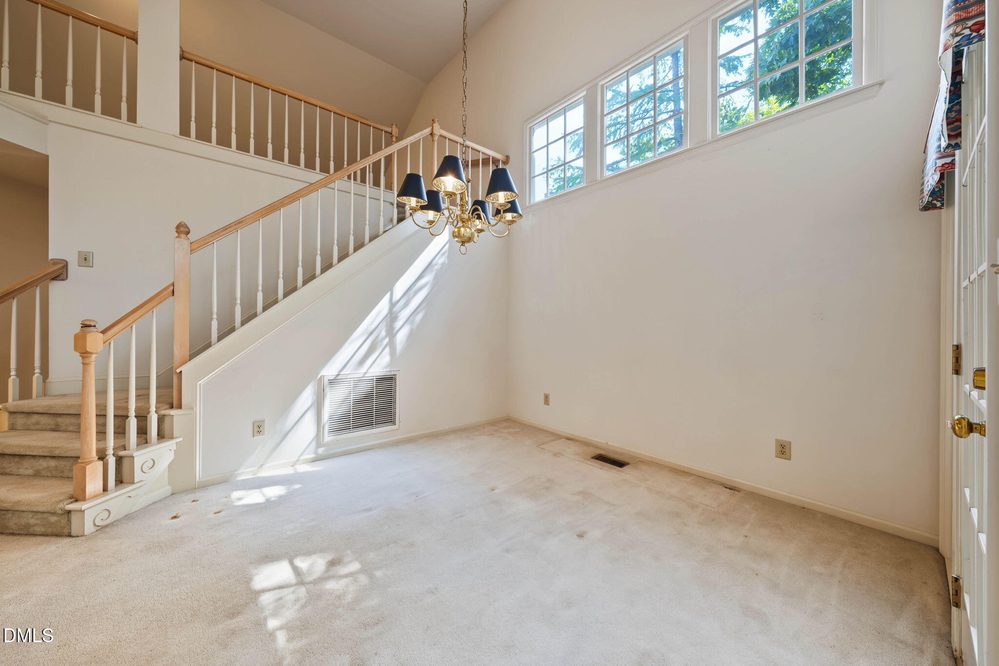 207 Hillstone Drive Property Photo 9