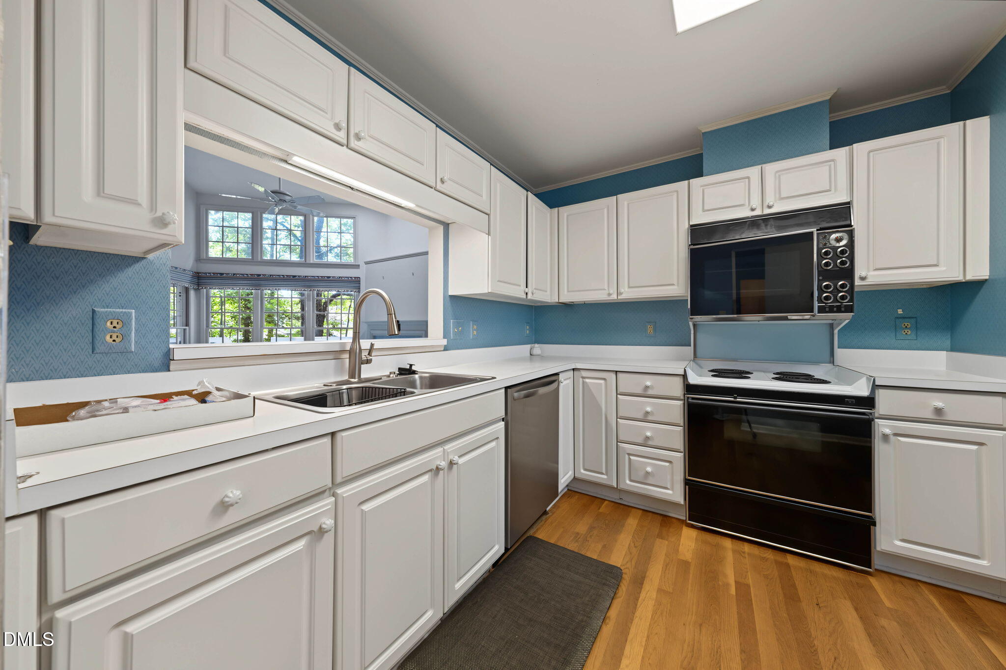 207 Hillstone Drive Property Photo 12