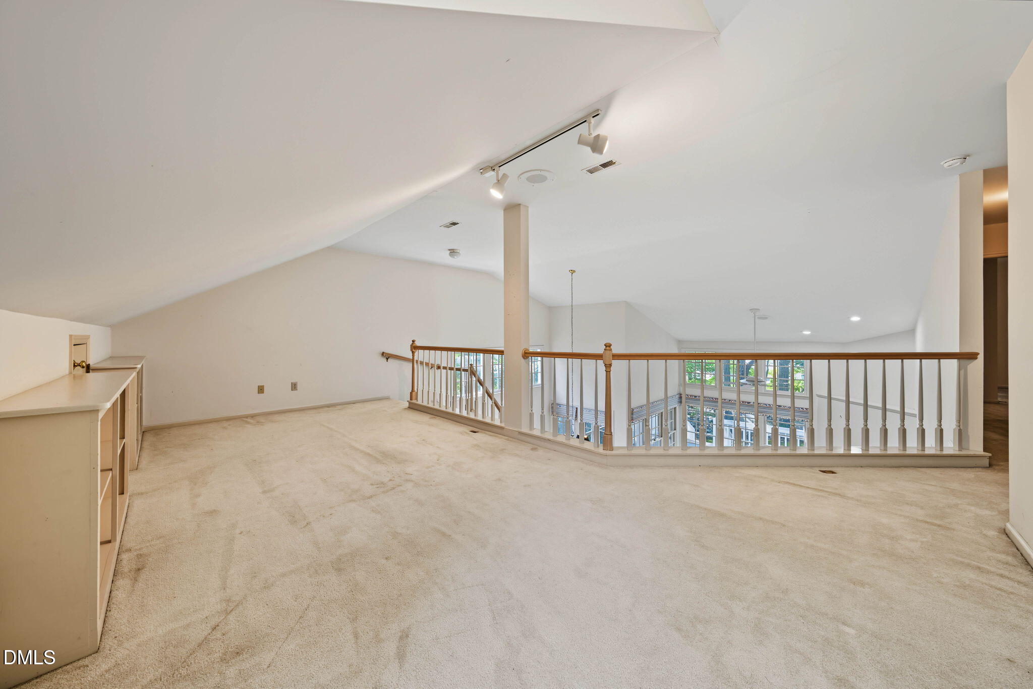 207 Hillstone Drive Property Photo 24