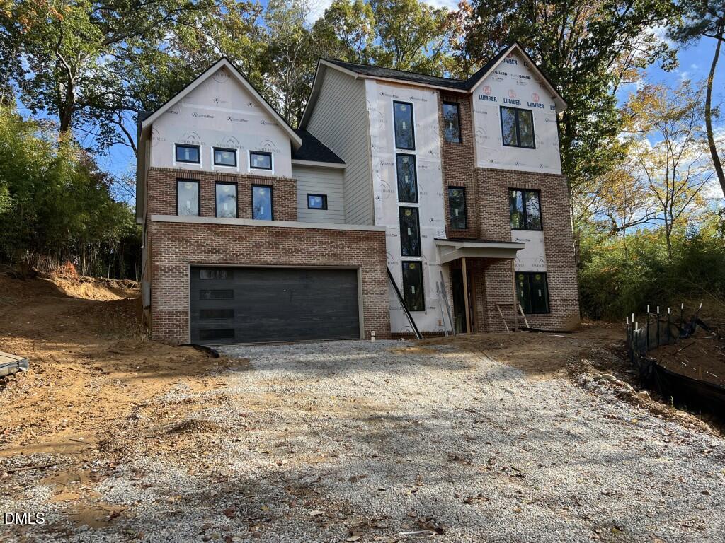 1001 Phoenix Place Property Photo 1