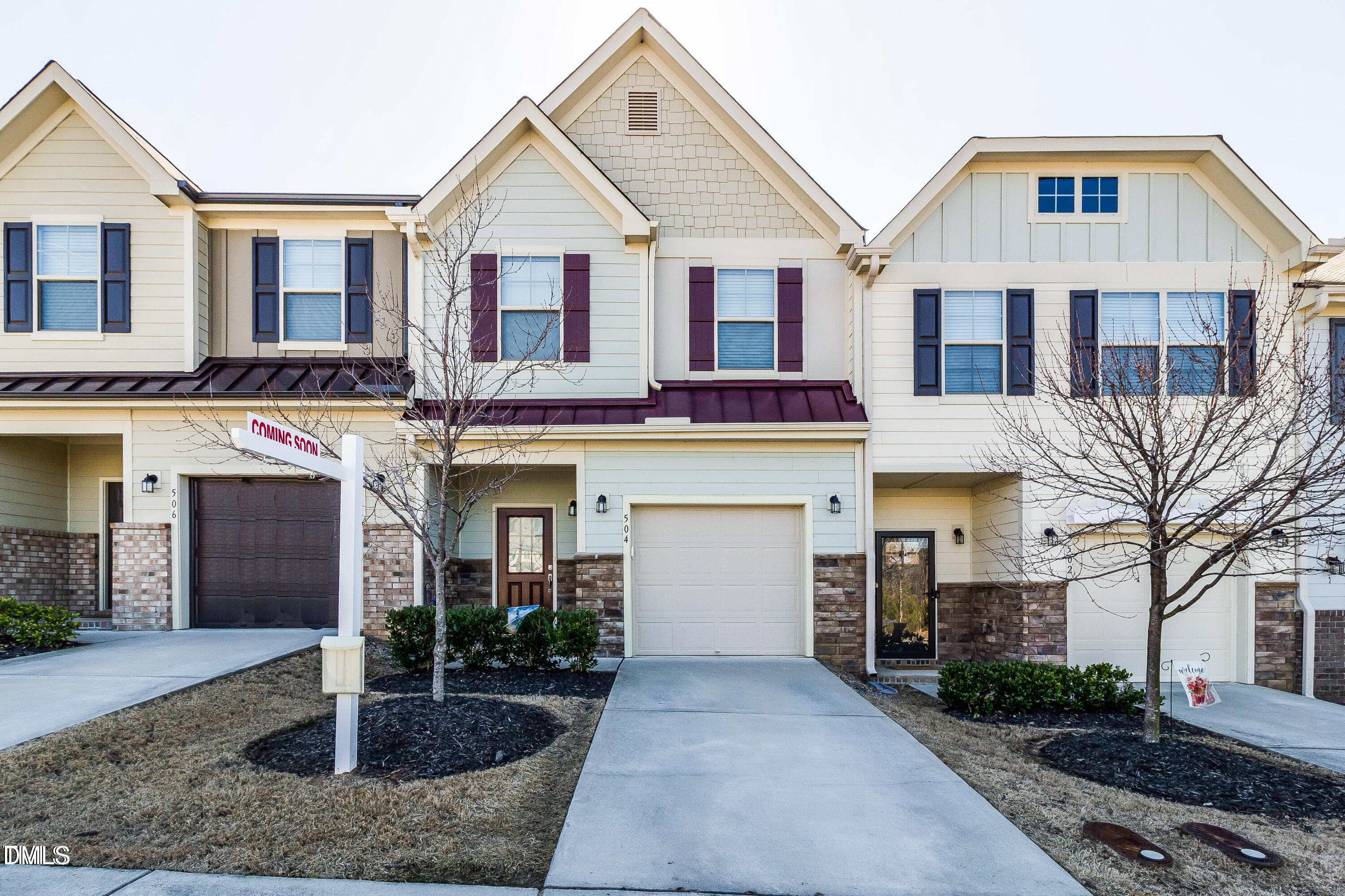 504 Oak Forest View Lane Property Photo 1
