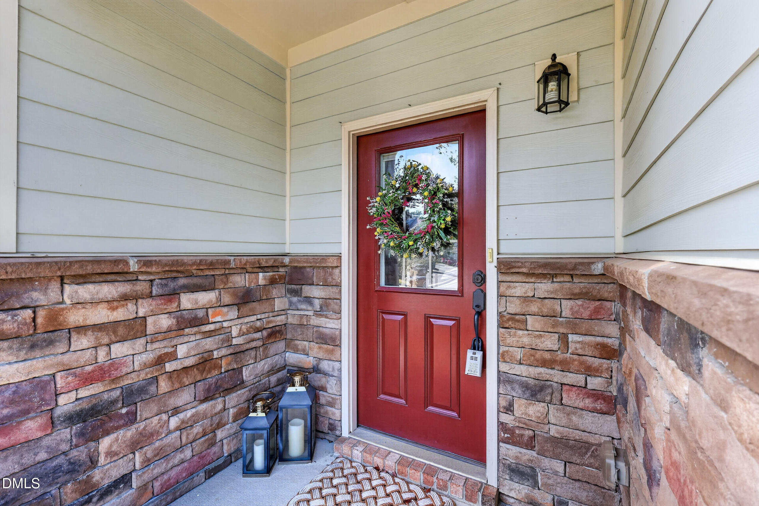 504 Oak Forest View Lane Property Photo 2