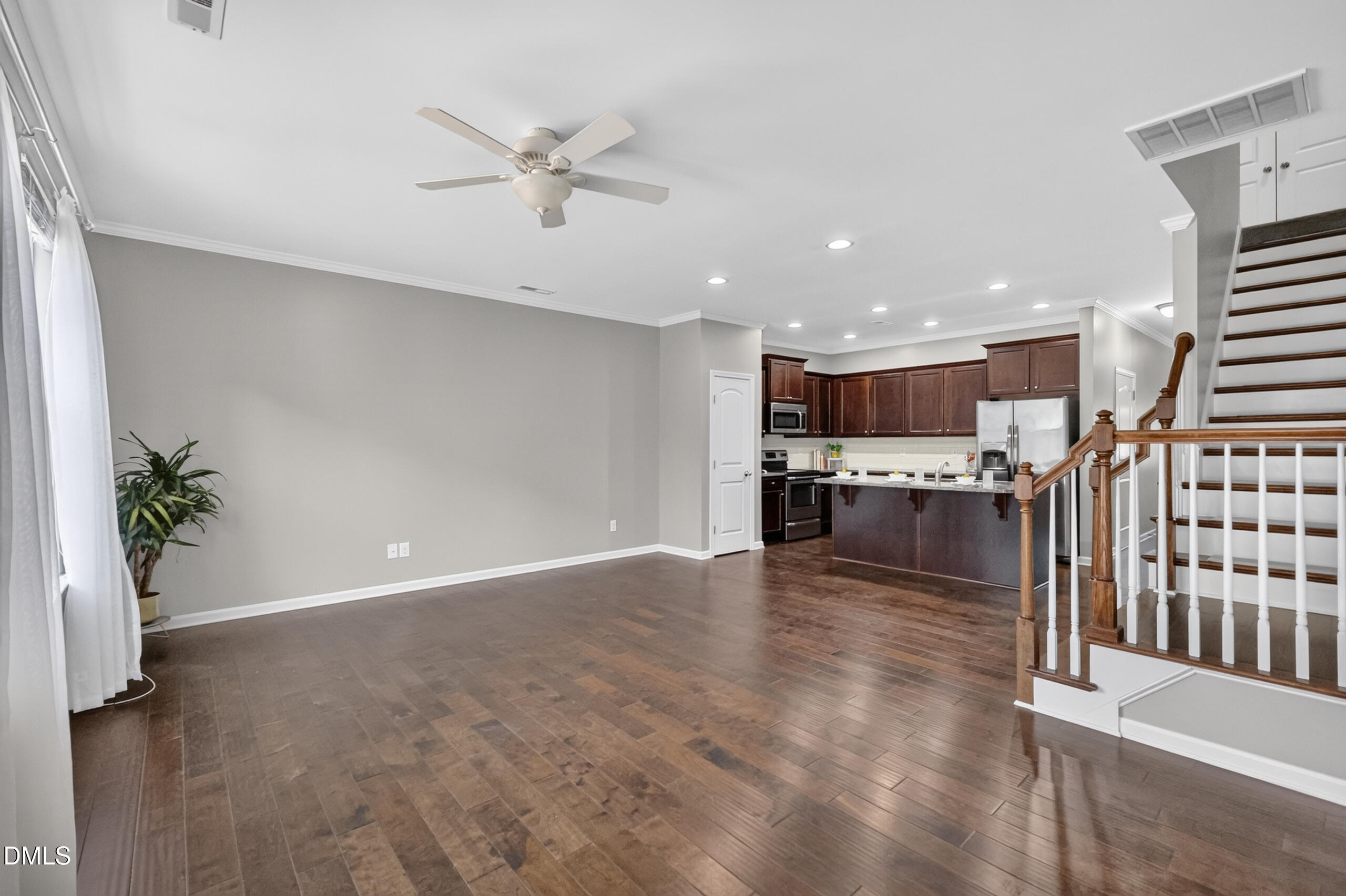 504 Oak Forest View Lane Property Photo 11