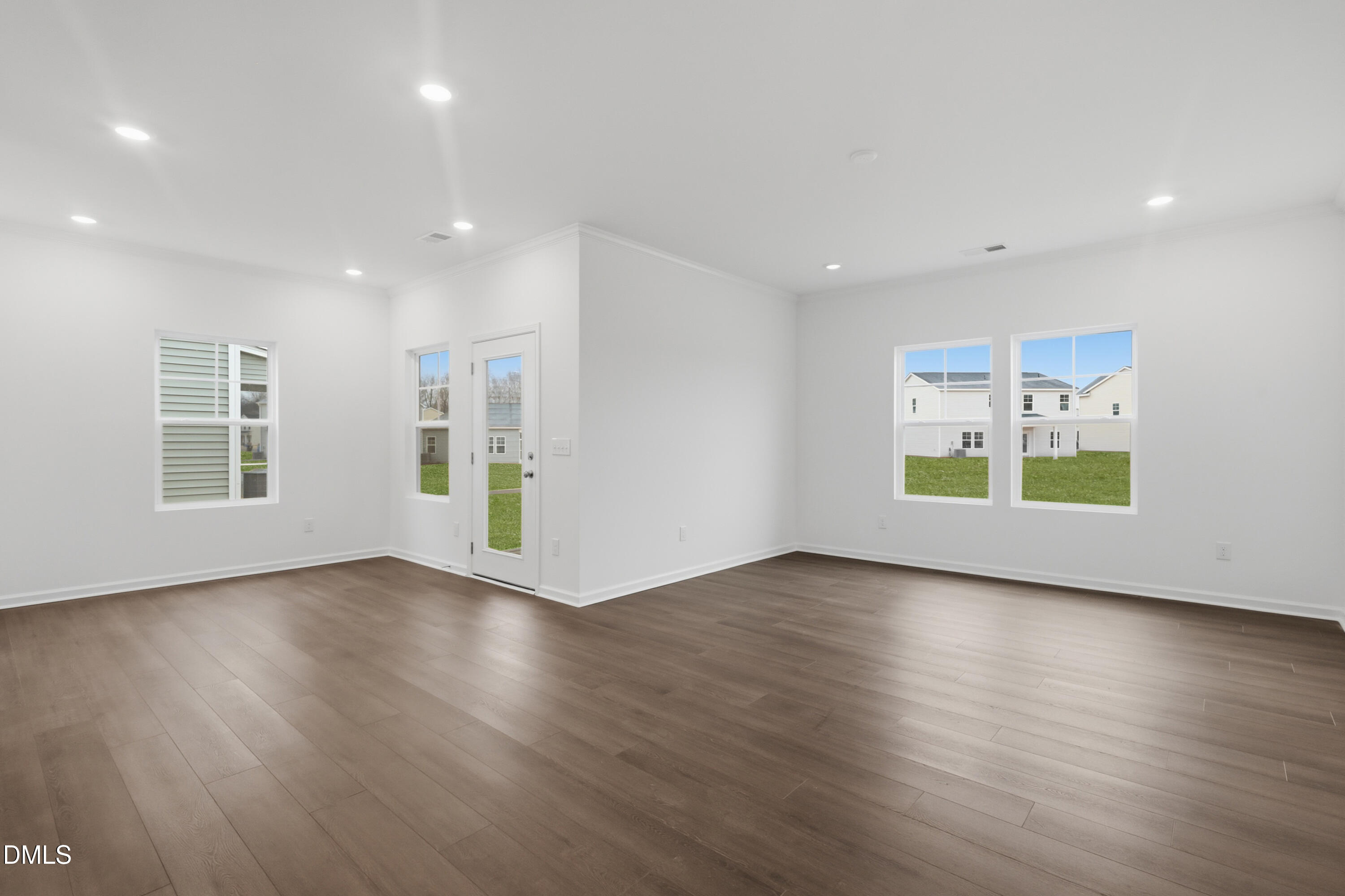 49 Majestic Creek Court Property Photo 13