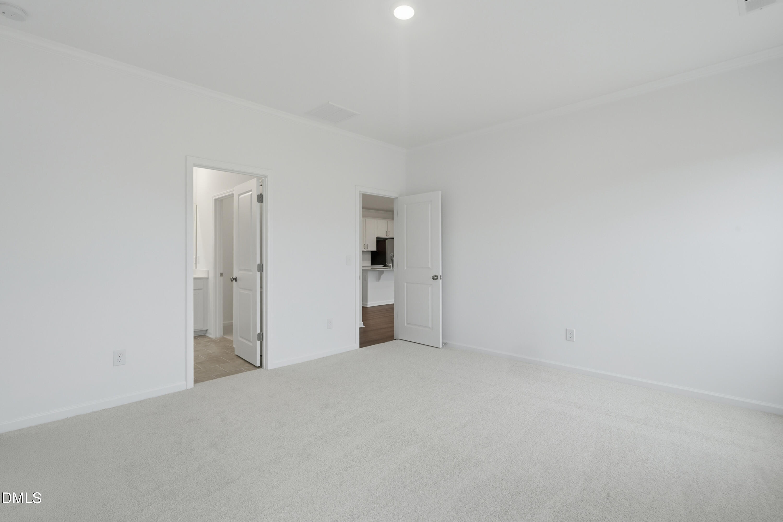 49 Majestic Creek Court Property Photo 17