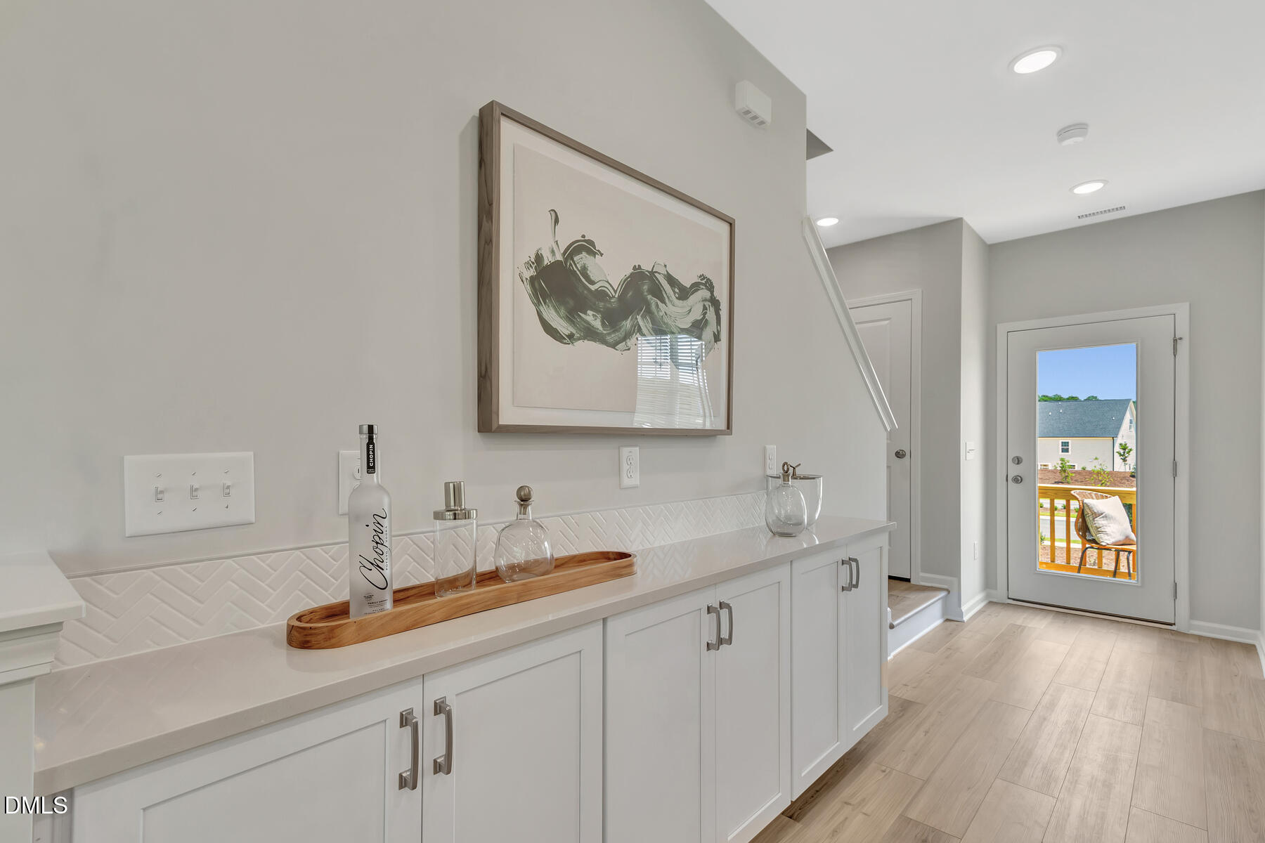 9042 Hazy Jade Way Property Photo 5