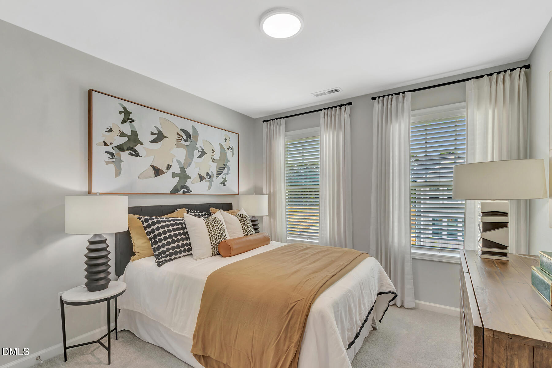 9042 Hazy Jade Way Property Photo 17