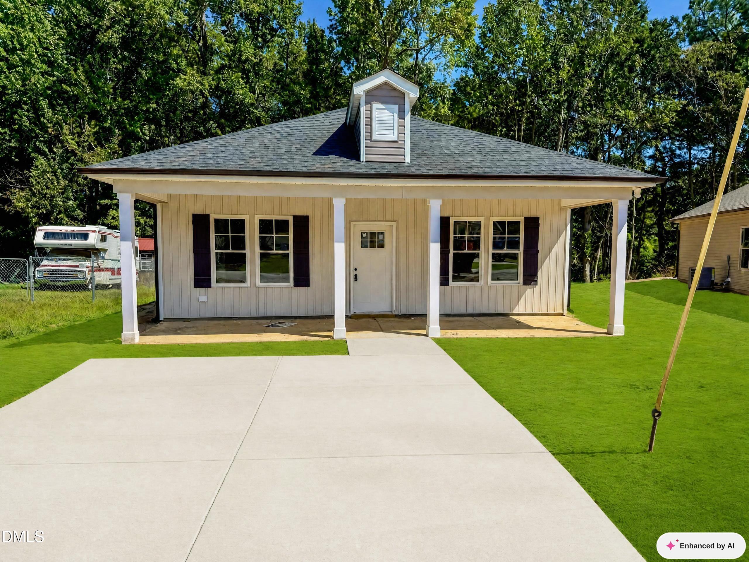 1011 E Maplewood Drive A Property Photo 1