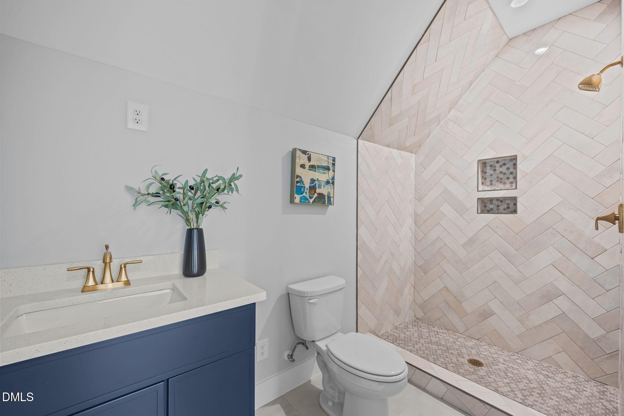 1005 Phoenix Place Property Photo 27