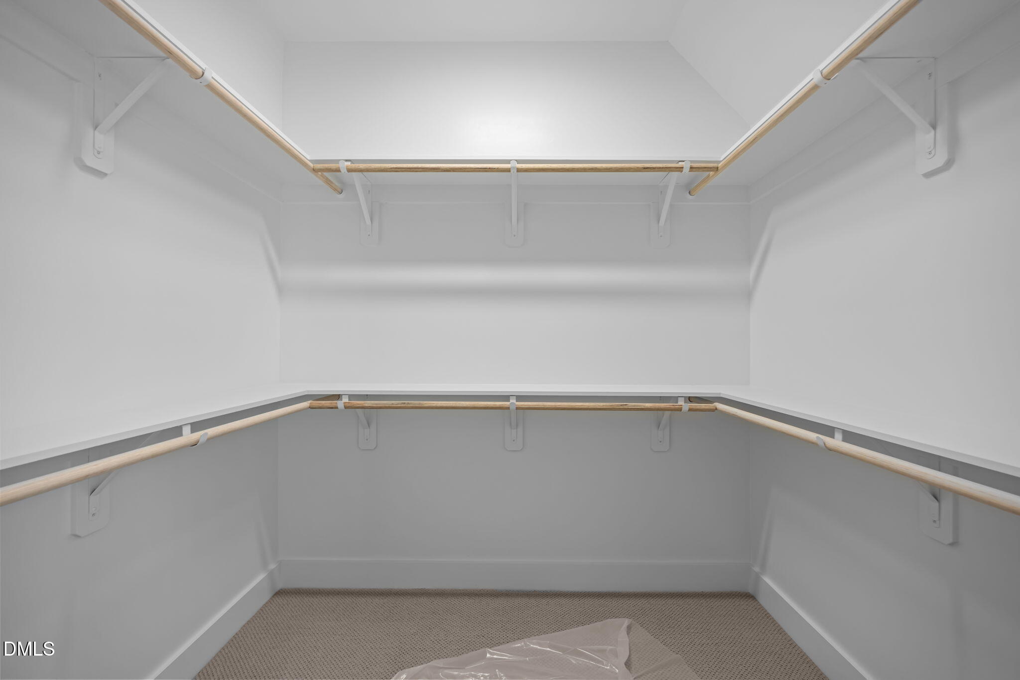 1005 Phoenix Place Property Photo 28