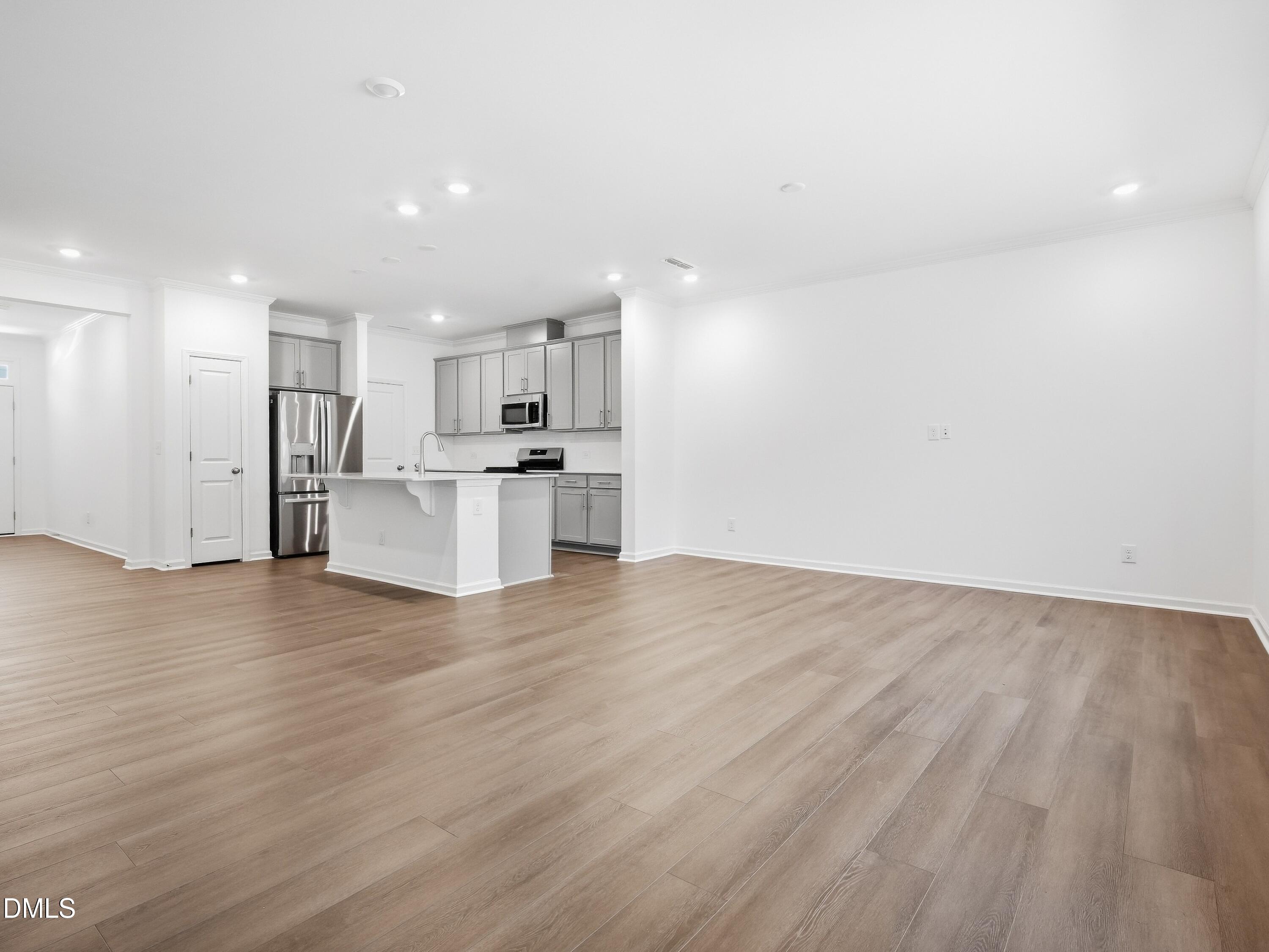 214 Deercroft Drive Property Photo 10