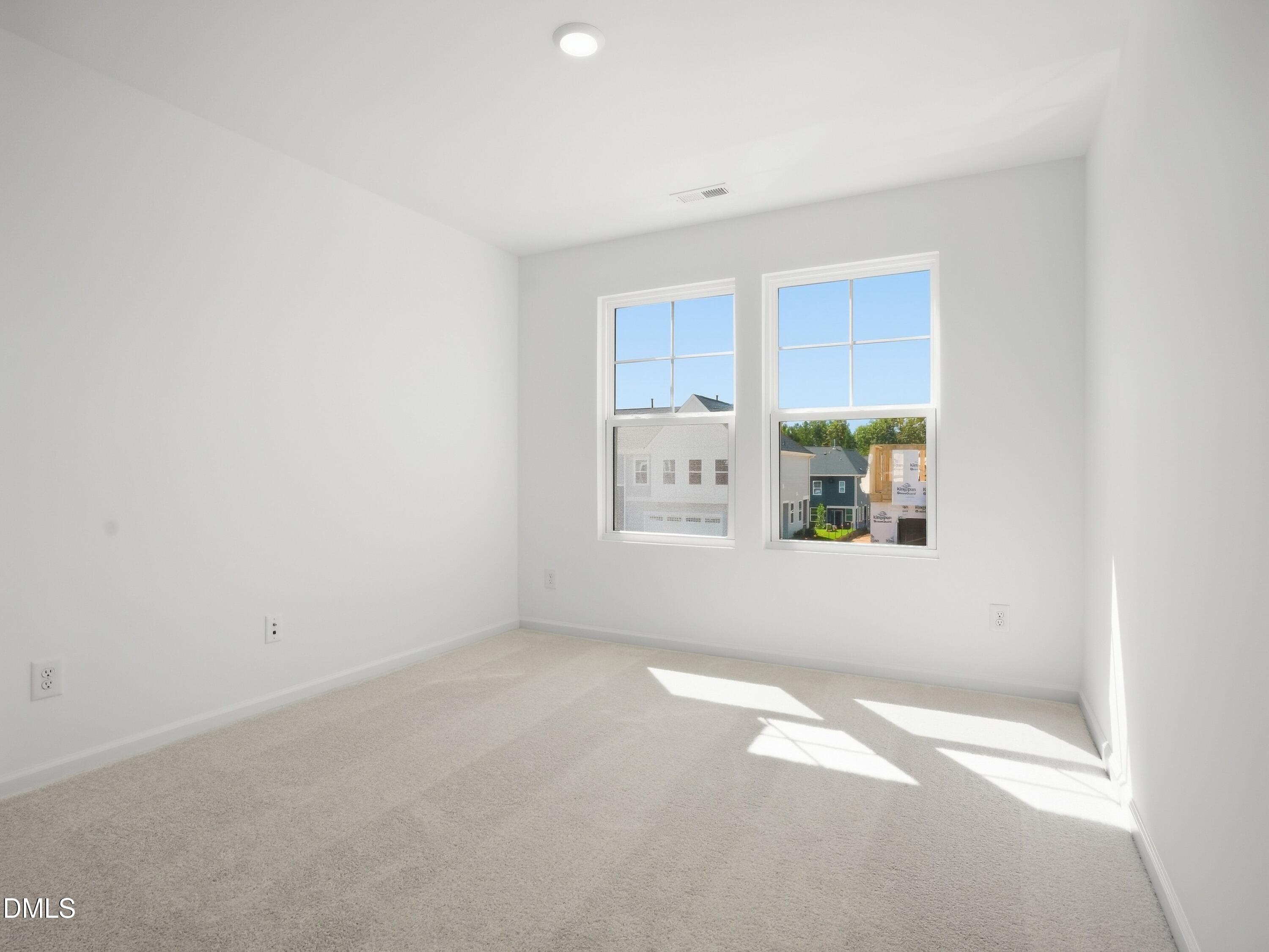 214 Deercroft Drive Property Photo 17
