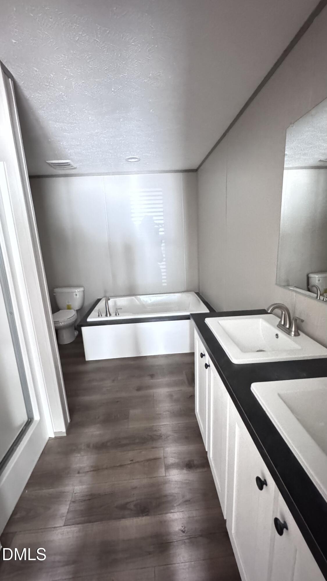 1814 J P Road Property Photo 15