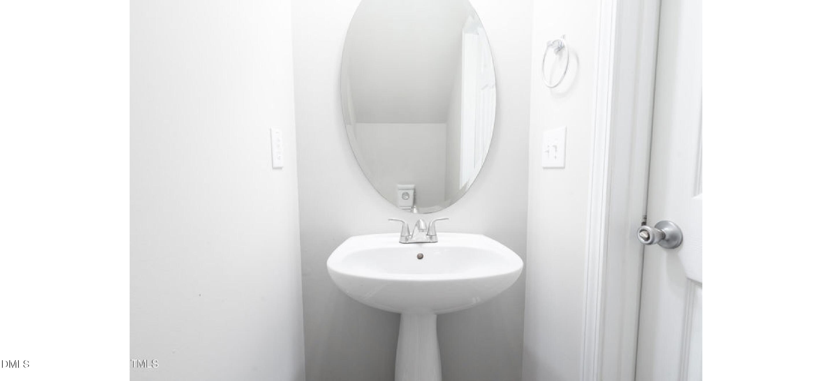 8518 Arboles Court Property Photo 9