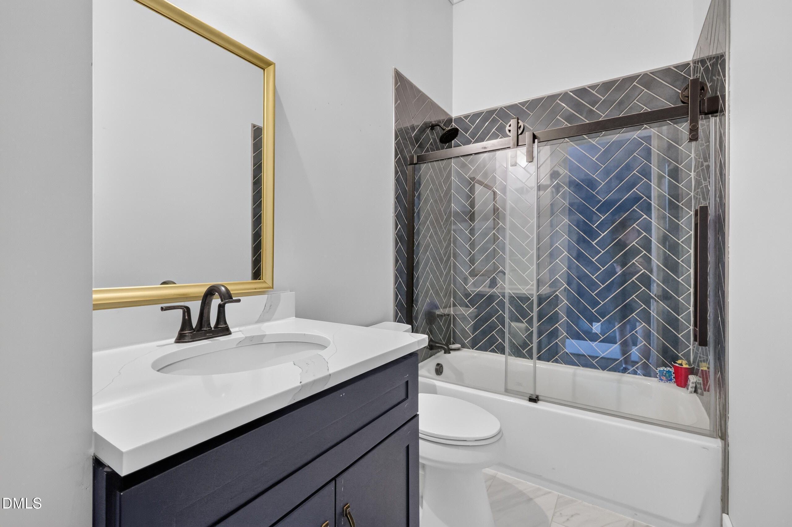 109 S Raiford Street Property Photo 45